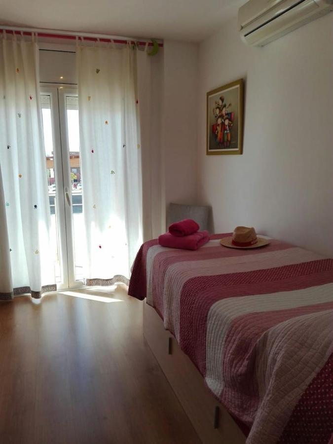 Apartament Catalunya, Centrico Y Con Parking Apartment L' Escala Bagian luar foto