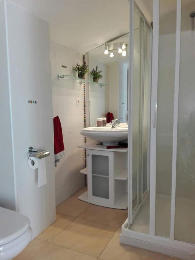 Apartament Catalunya, Centrico Y Con Parking Apartment L' Escala Bagian luar foto