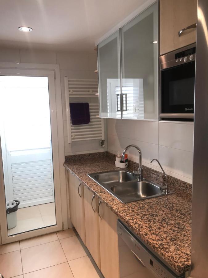 Apartament Catalunya, Centrico Y Con Parking Apartment L' Escala Bagian luar foto